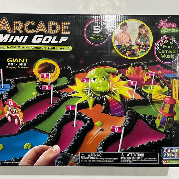 Arcade Mini Golf Interactive Tabletop Mini Golf Game 9 Holes & Moving Obstacles - Picture 14 of 16